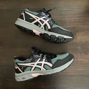 Gel-Venture 8 Running Shoe